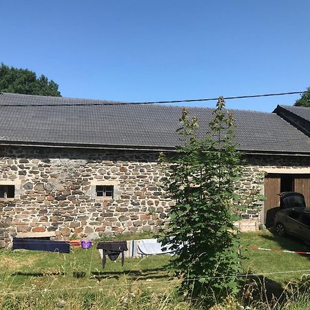 Maison De Famille Au Plateau Du Mezenc Les Vastres Екстериор снимка