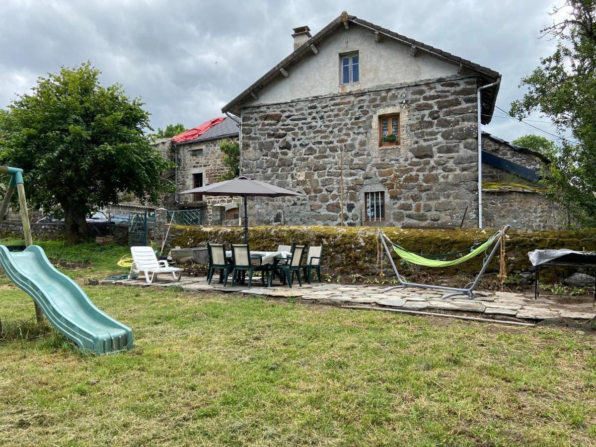 Maison De Famille Au Plateau Du Mezenc Les Vastres Екстериор снимка